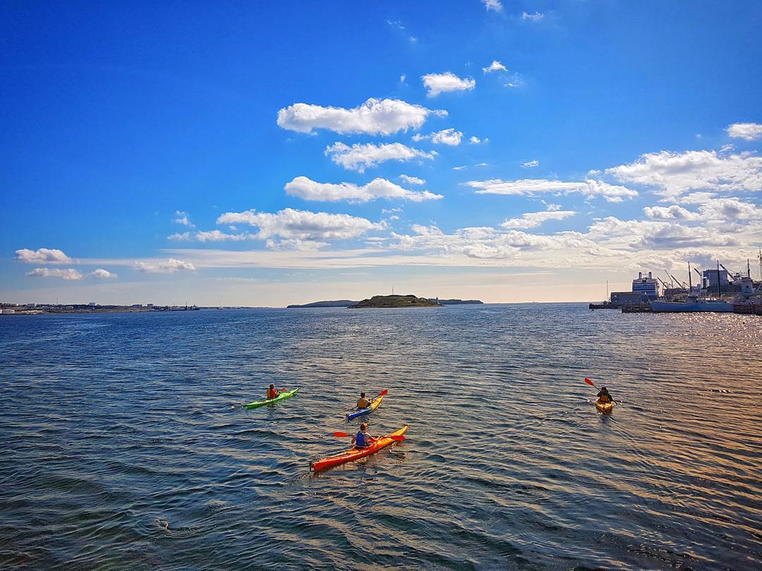@lady.dickson - kayaking halifax harbour - DH Content Rights Approved
