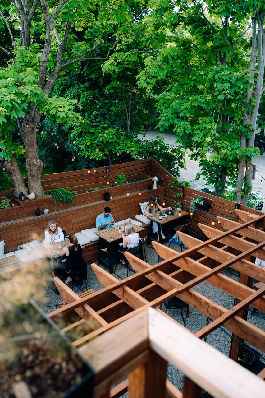 Oxalis Restaurant carousel image