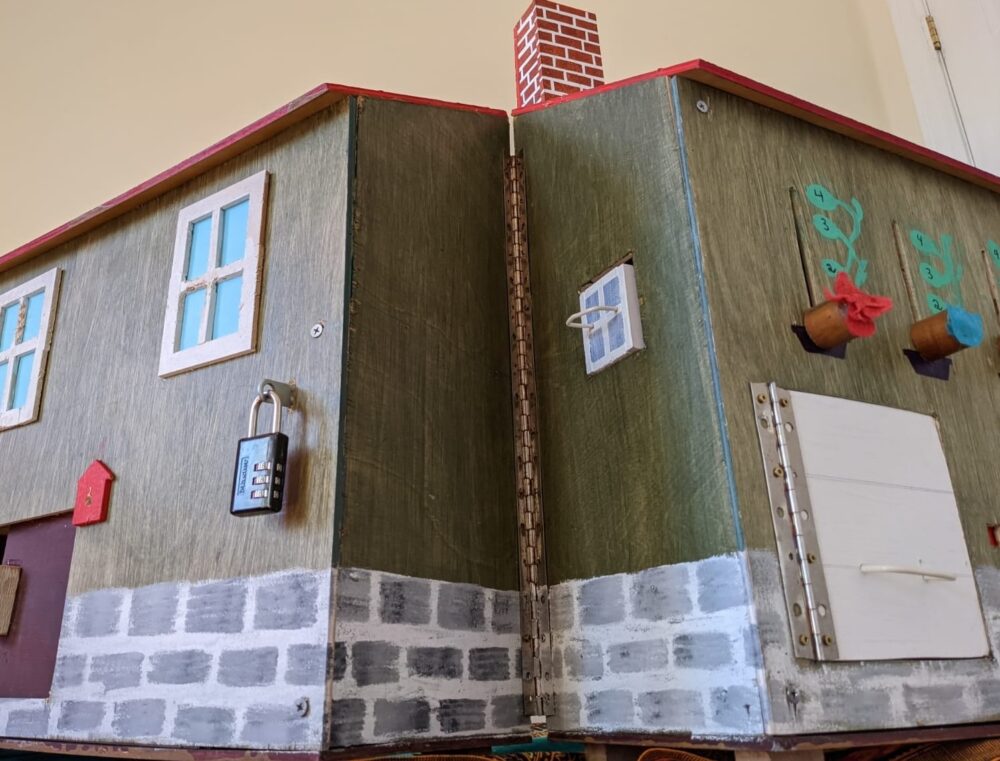 Think Inside the Box image