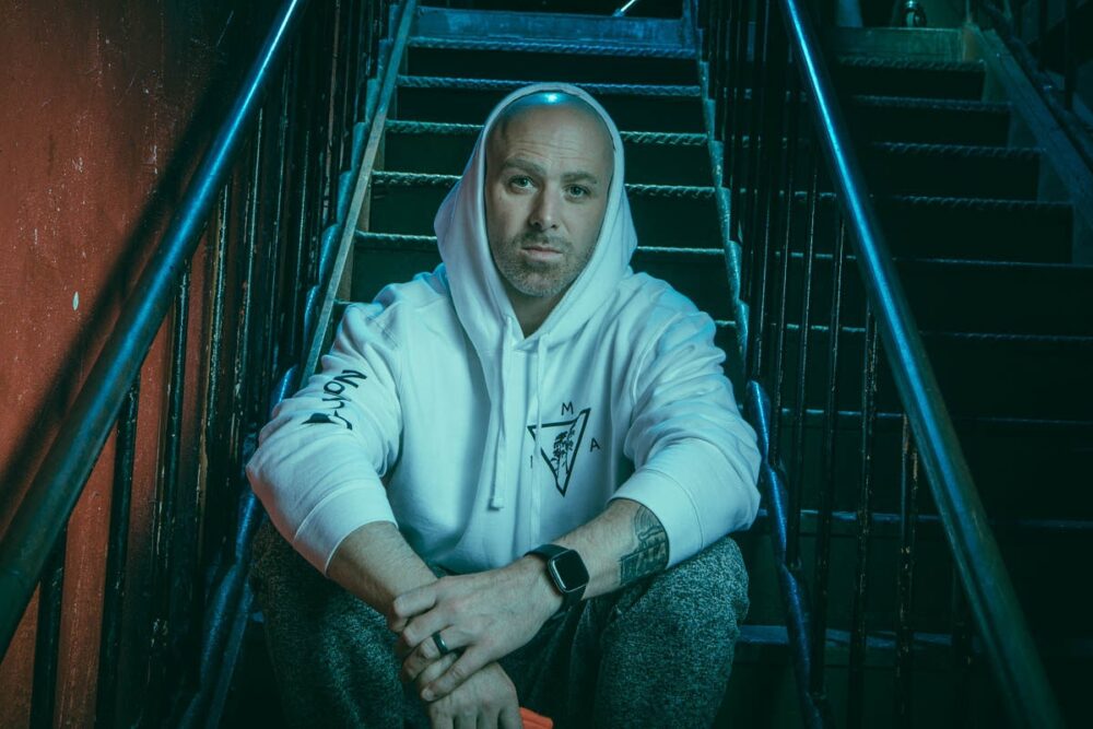 Classified Show image