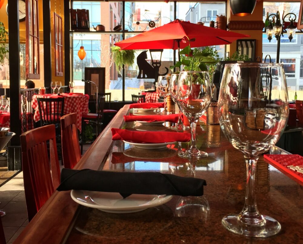 Le Bistro by Liz image