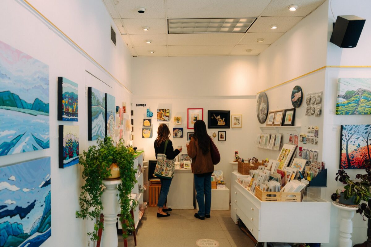 Argyle Fine Art in Downtown Halifax. It is free to go to.