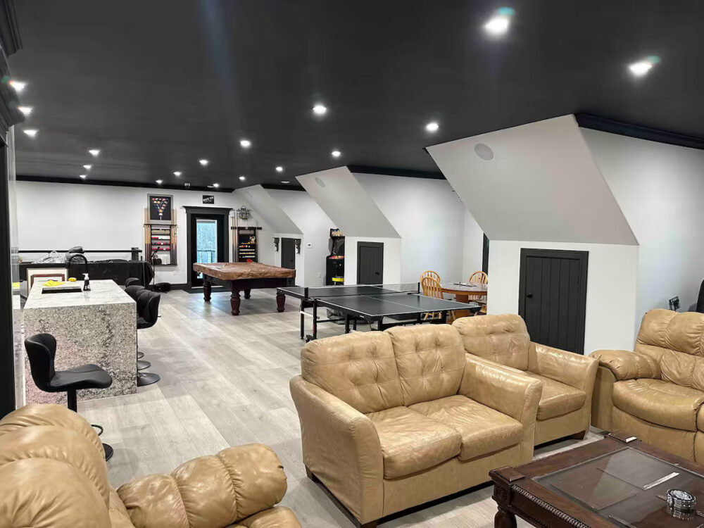 Long Lake Escape image