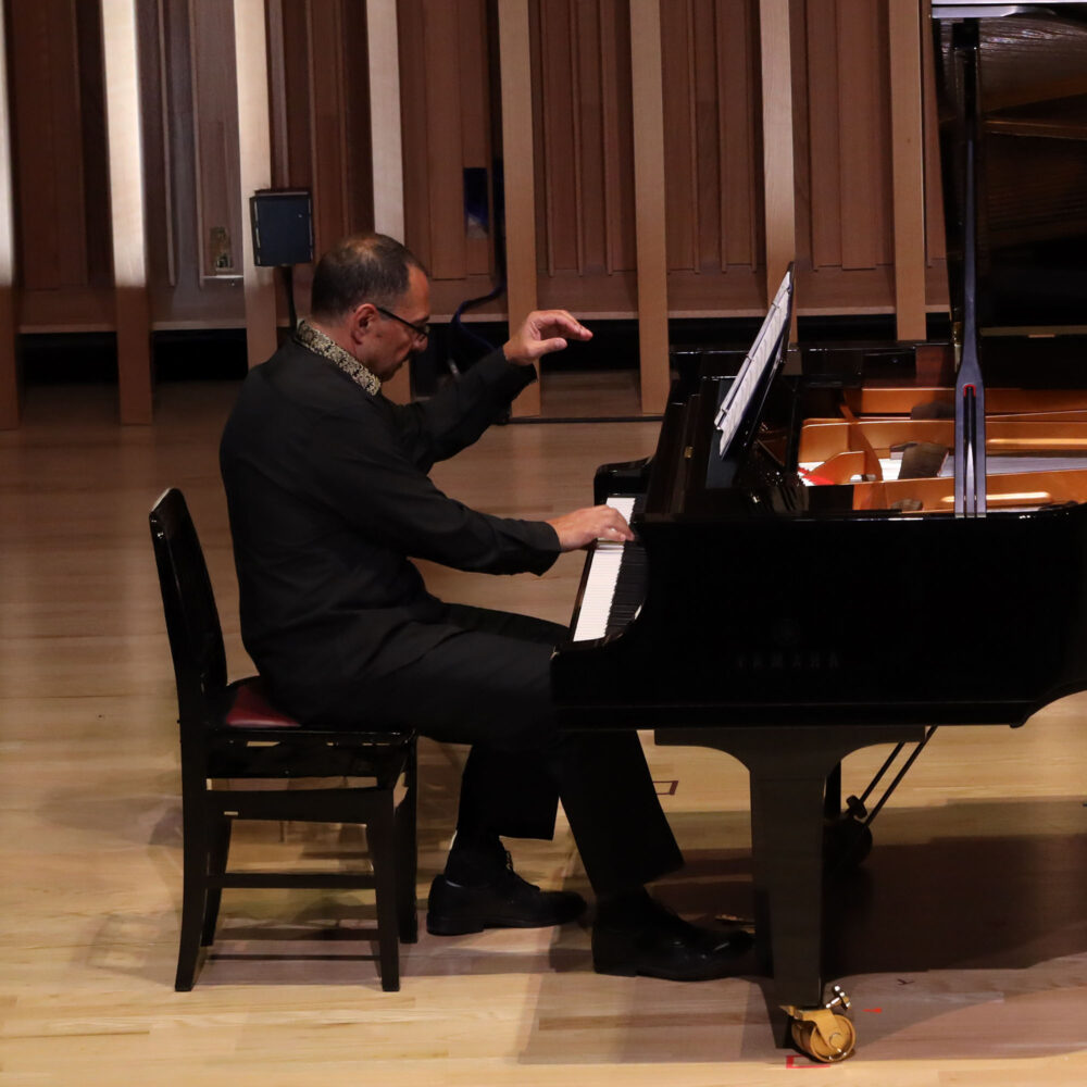 Extreme Schubert, Extreme Liszt - The Music Room Chamber Players Series image