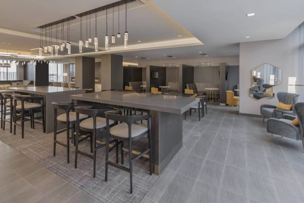 Bistro - Courtyard by Marriott image