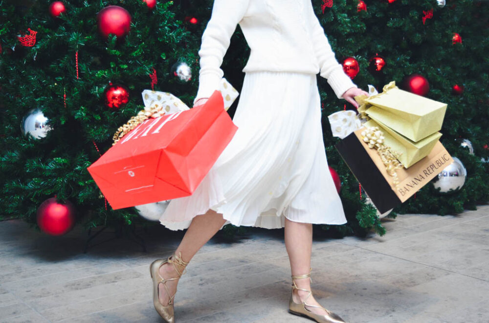 Shopping Under the Stars image