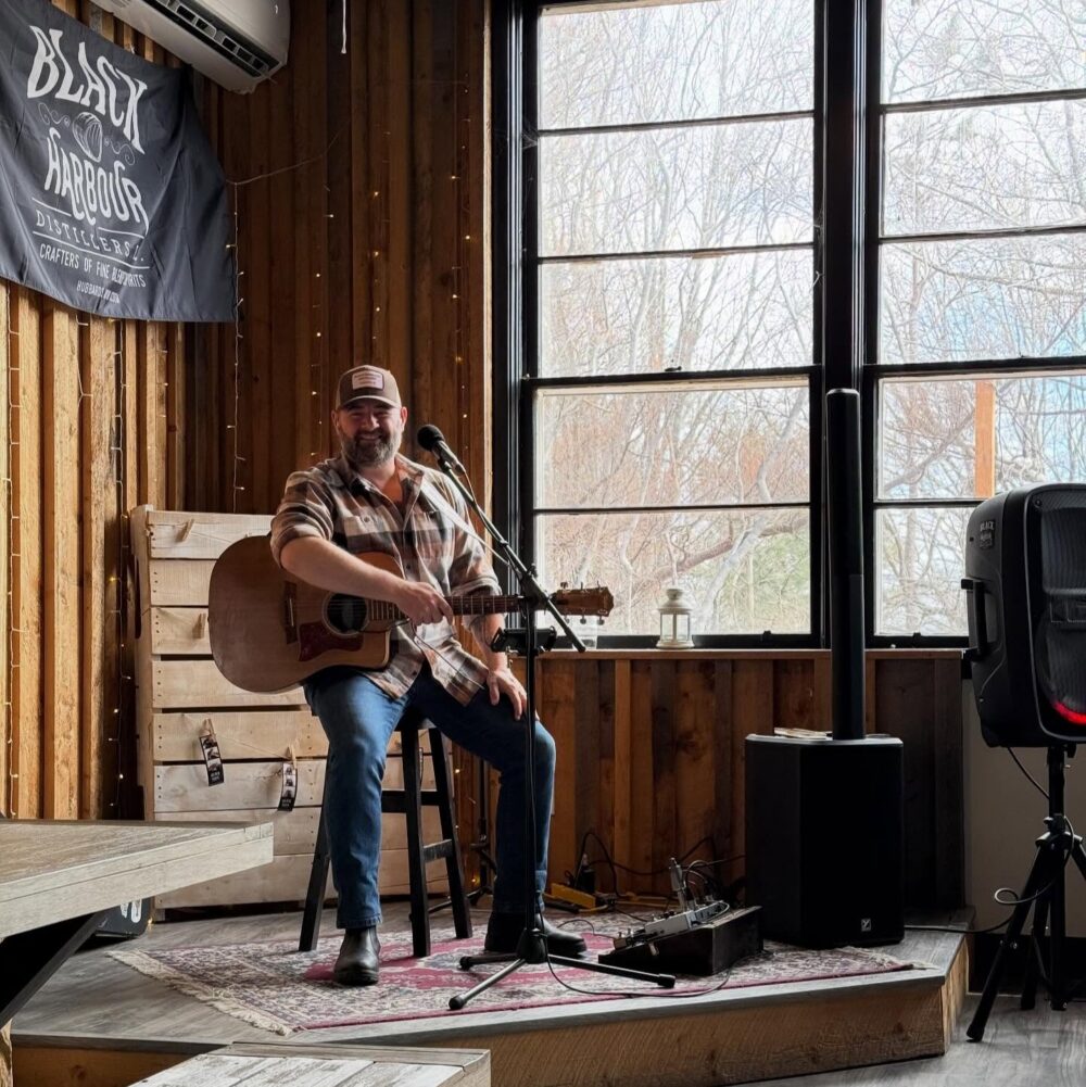 Live Matinee At Black Harbour Distillers image