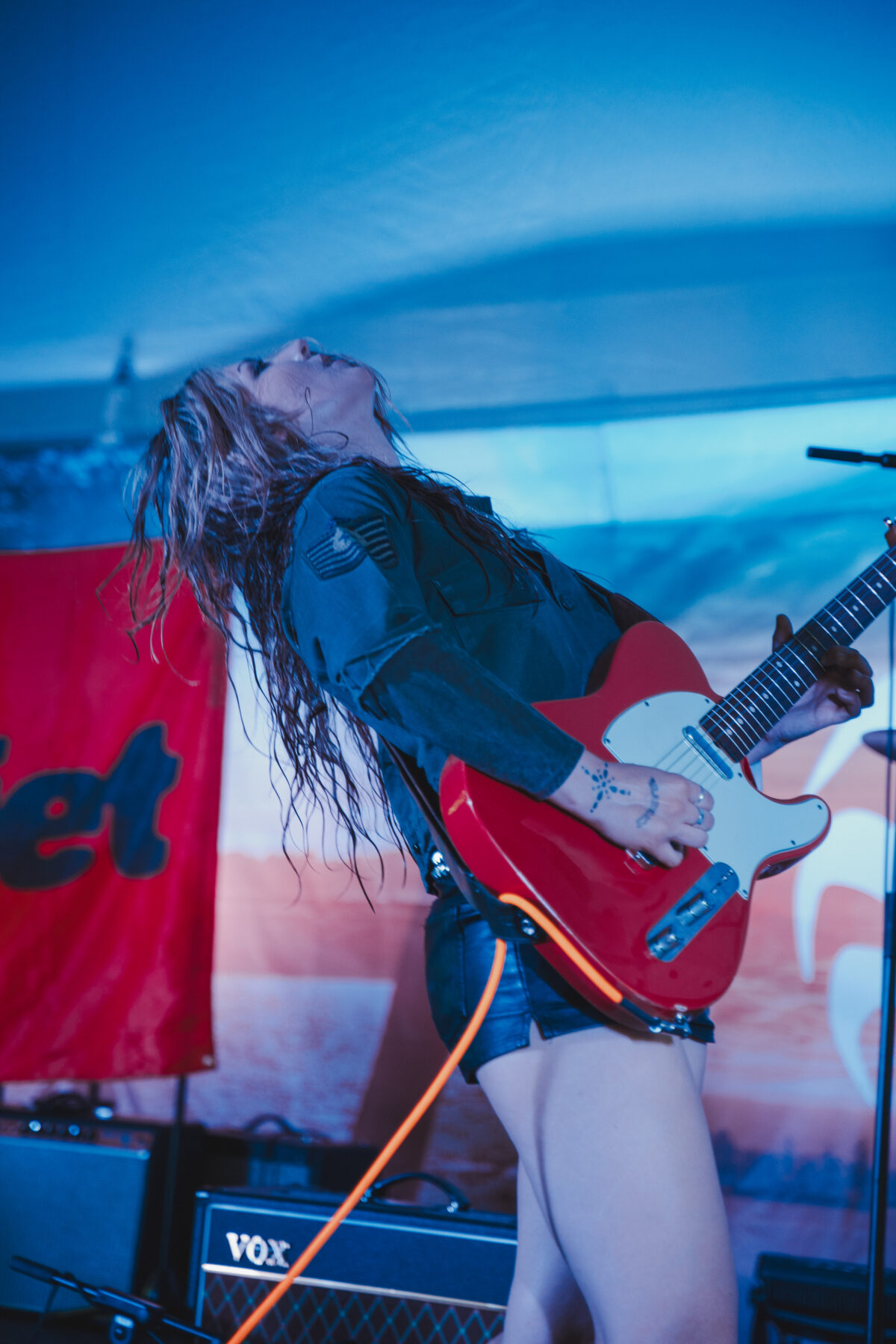 Loviet performing.